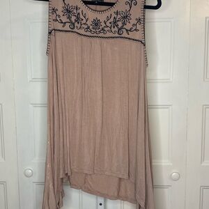 POL Sleeveless Embroidered Tank in Dusty Pink and Black